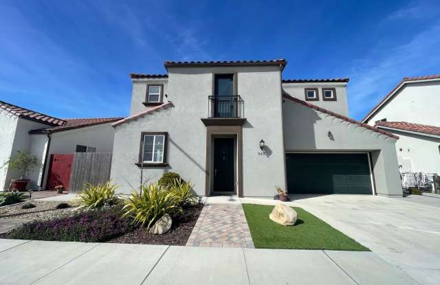 307 Ninos Drive, Guadalupe