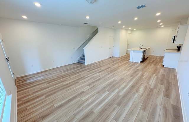 2346 SOUTHBURY DRIVE