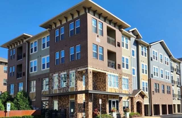 Photo of 680 E Algonquin Road unit: 1301