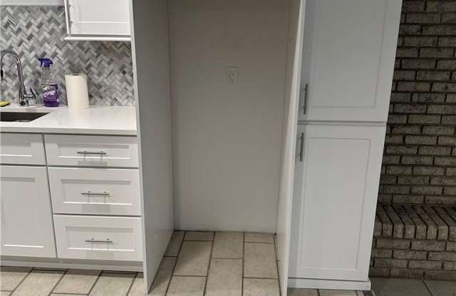 123 Underhill Avenue