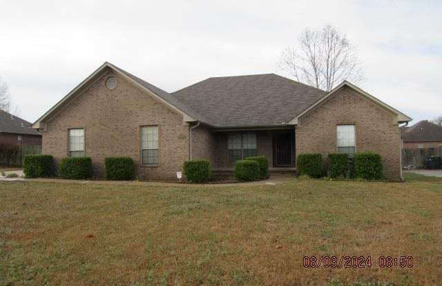 2565 Marie Drive - 2565 Marie Drive, Conway, AR 72034