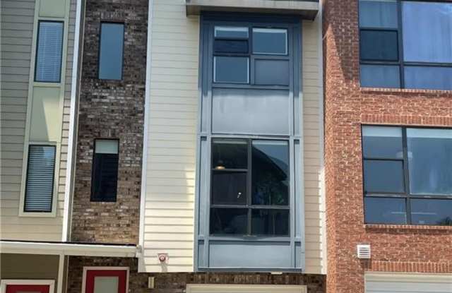 55 Moda Lane