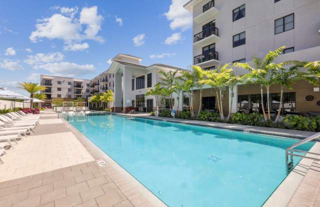 Photo of Westgate on University