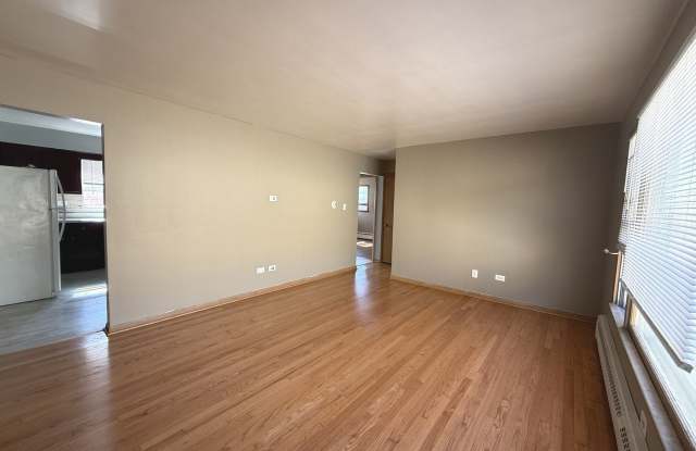 12254 Greenwood Avenue unit: 2W