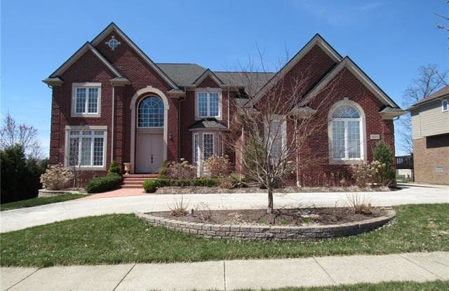 4969 PARKGATE Drive - 4969 Parkgate Drive, Commerce, MI 48382