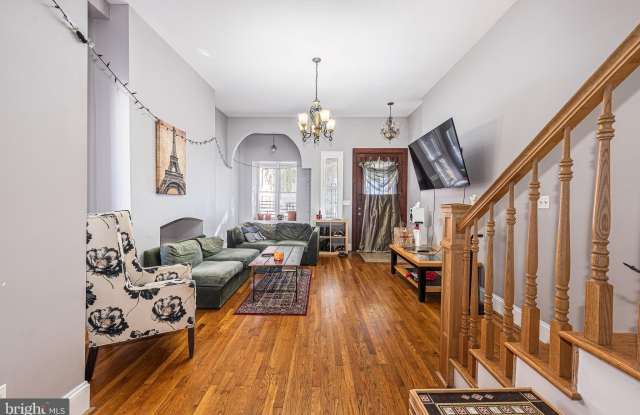 20 E LAFAYETTE Avenue