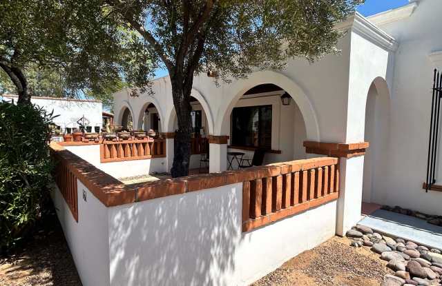 161 South Paseo Sarta - 1B