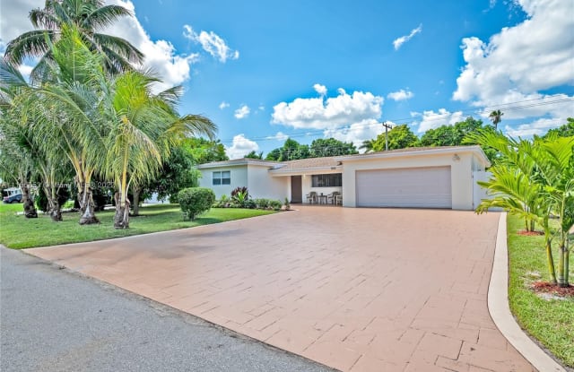 1930 Arcadia Dr - 1930 Arcadia Drive, Miramar, FL 33023