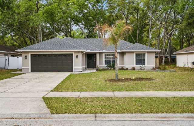 165 QUAIL OAKS CIRCLE