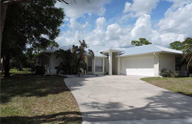 671 Concha Drive