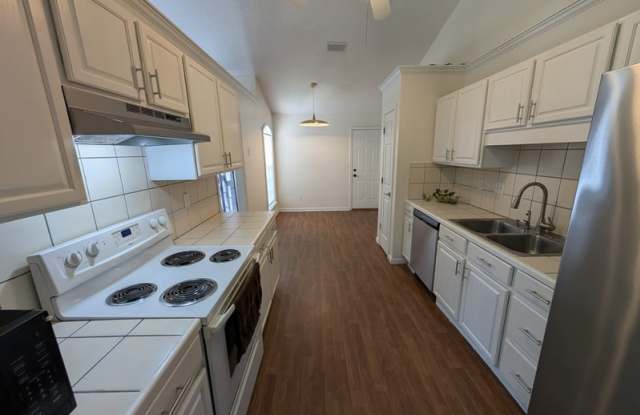 Photo of 192 Sugar Plum Drive - 1