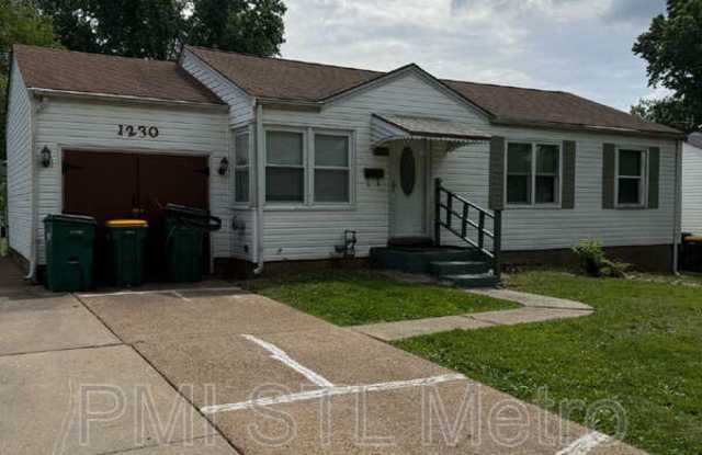 1230 Roxton Drive