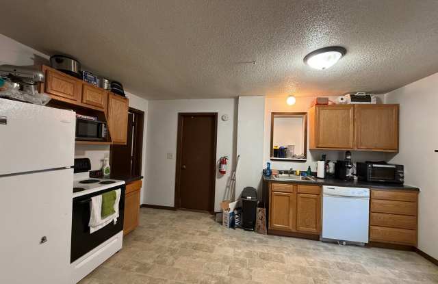 $2,700 | 4 Bedroom, 2 Bathroom Duplex | NO PETS | Available for August 1st, 2026 Move In!