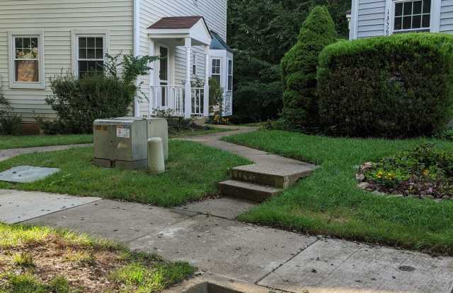 Photo of 13533 Ambassador Dr