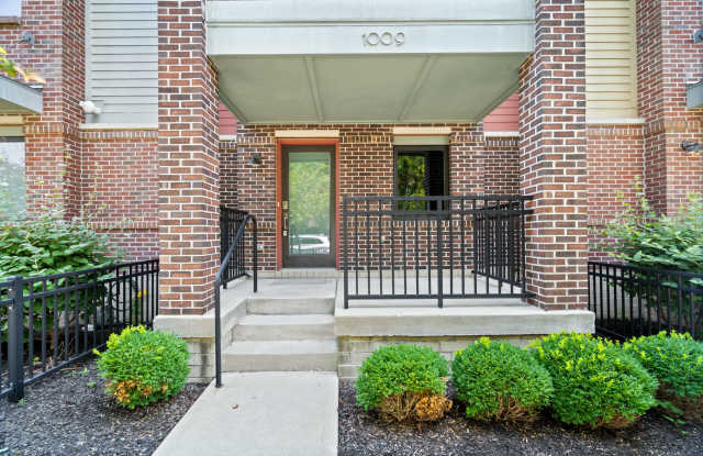 1009 North Park Avenue