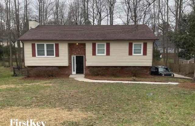 107 Brookleigh Court