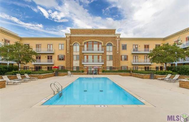 1 Bedroom Condo At Perkins Rowe - 7707 Bluebonnet Boulevard, Oak Hills Place, LA 70810