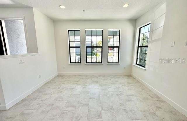 1261 SPOTTED SANDPIPER LOOP