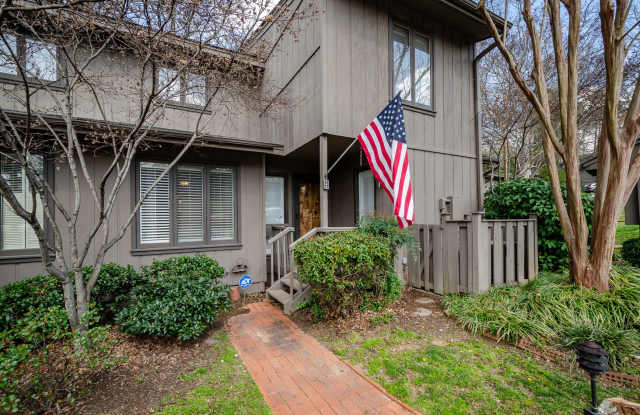 142 Inglewood Way - 1