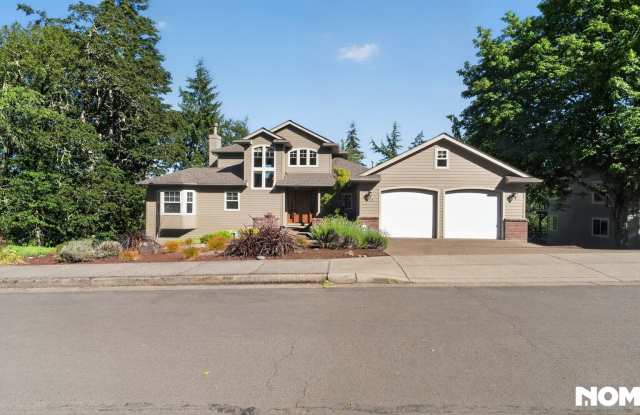 Spacious 4BR House in South Eugene