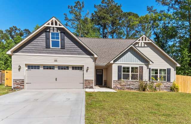 700 Crystal Cove Court - 700 Crystal Cove Court, Onslow County, NC 28460