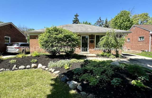 Photo of Mid-Century 3 Bed/2 Bath Ranch Near Downtown Royal Oak