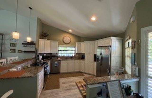 9645 Halyards Court unit: 24