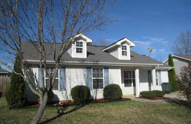 Excellent Move-In Special!  50% off Deposit and 50% off 1st full Month's rent