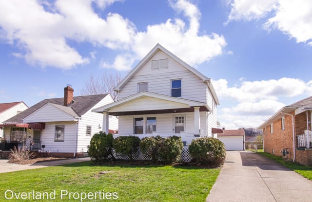 2831 Grovewood Ave - 2831 Grovewood Avenue, Parma, OH 44134