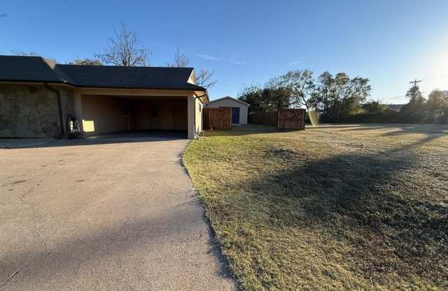 2701 Aileen Boulevard