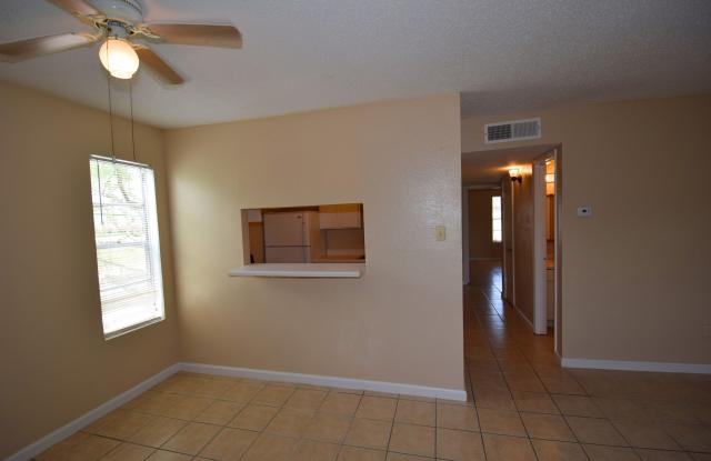 Photo of 2733 Waldron Rd