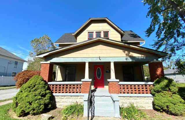 Main House **MOVE IN SPECIAL $75 Gift Card and Lowered Rent!**
