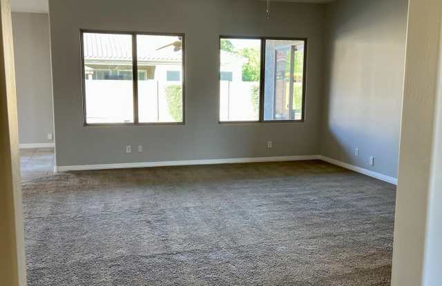 20296 E SONOQUI Boulevard