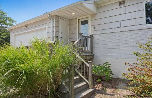 Photo of 33 Beach Road