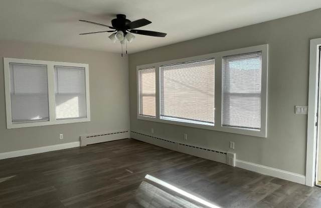 84 Rochester Avenue unit: Main