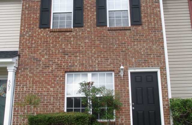 2 Bedroom 2 Bath Townhouse