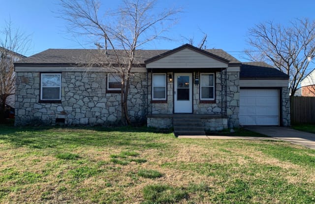 306 Showalter - 306 Showalter Drive, Midwest City, OK 73110