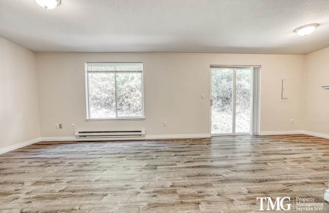 Third Avenue Apartments