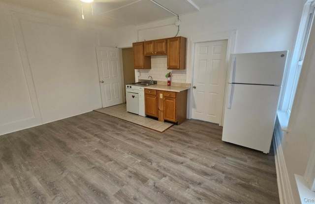 455 Main Street unit: 1