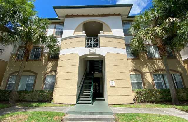 Beautiful 2 Bedroom 2 bath condo for Rent in Tampa Palms!