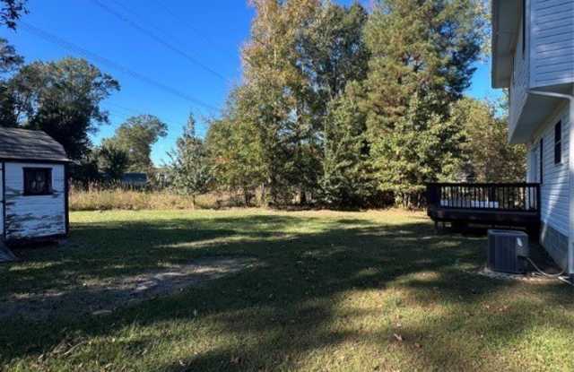 2123 Cloverdale Avenue