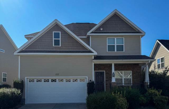 Photo of Stunning 4 Bed 2.5 Bath Home in Aberdeen