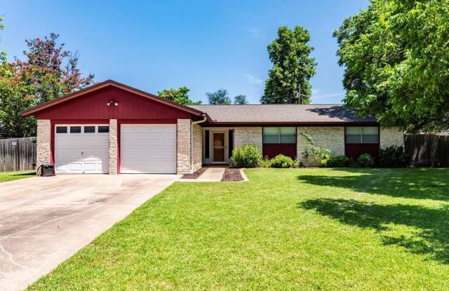 512  Dennis DR