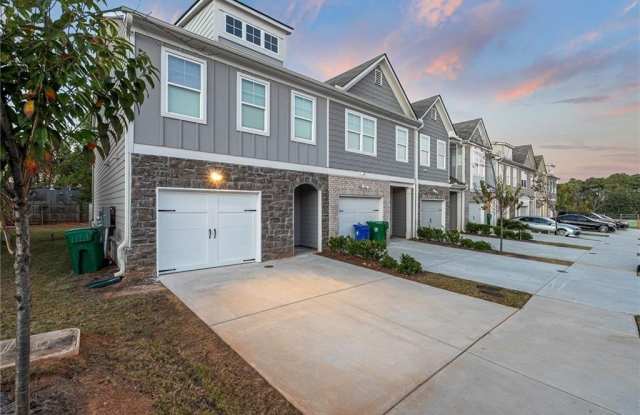 5820 Calle Vista Drive