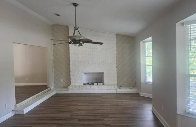 2612 BOTTOMRIDGE Drive