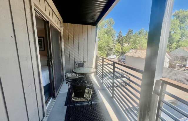 210 E Cooper Avenue unit: 2D