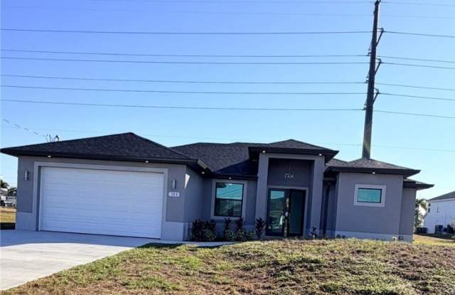 313 EL DORADO Boulevard N