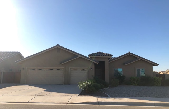 4313 W 24th Road - 4313 West 24th Road, Yuma, AZ 85364