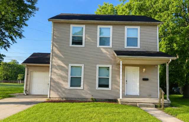 For Rent - Four-Bedroom Two-Bathroom Home Available NOW!
