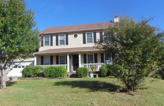 467 Bamburg Dr - 467 Bamburg Drive, Clarksville, TN 37040